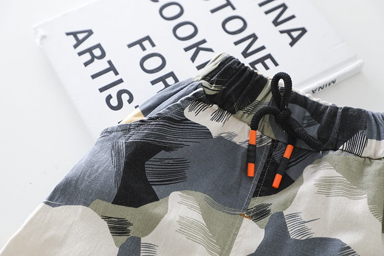 Boy's Black Text Print Sweatshirt & Pants Set