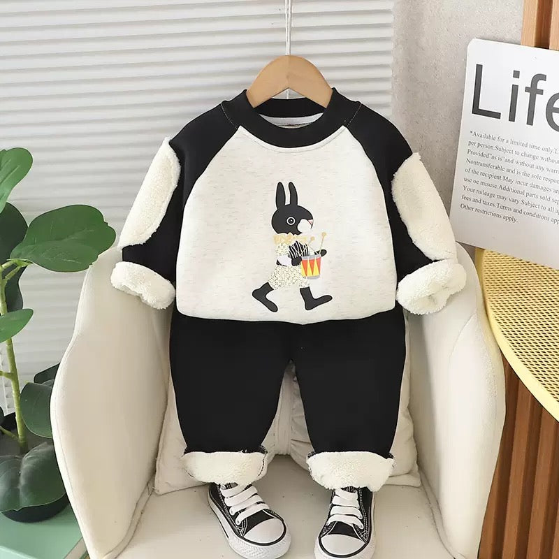Boy's Cotton Fleece Winter Rabbit Printed Sweatshirt With Joggers Set - Cream