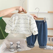 Boys Light Winter Cap Printed Sweatshirt And Denim Pant