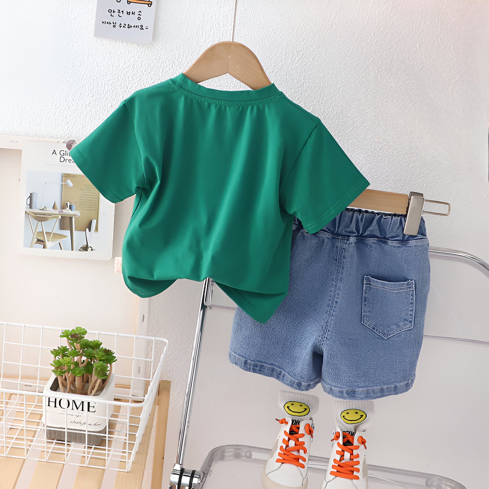 Boy's Green Bear Print T-Shirt & Shorts Set