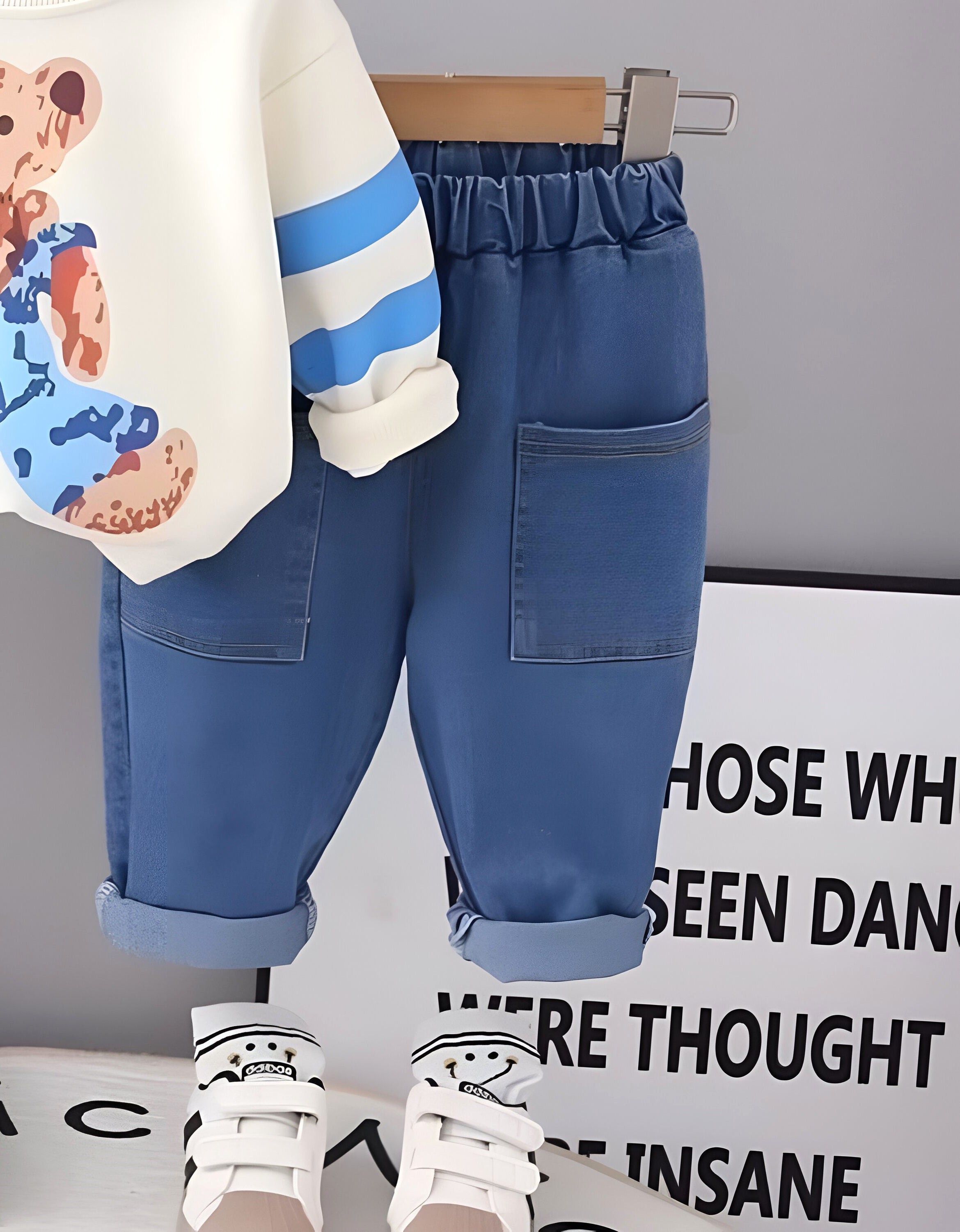 Boy's Light WInter Teddy Printed Sweatshirt & Denim Pants Set