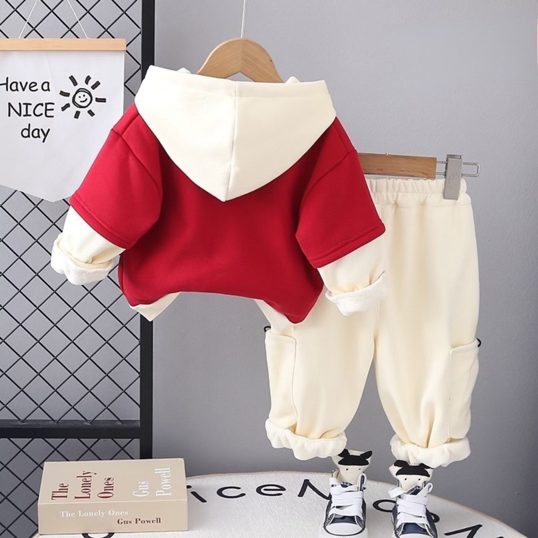 Boy's Cotton full Sleeves hoodied Sweatshirt and Pant Set in Red colour (Red Stoned Again)