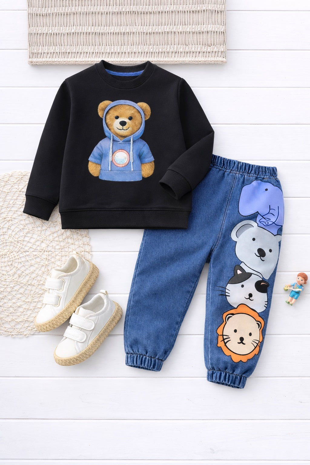 Boy's Cotton Teddy Printed Sweatshirt With Joggers Set - Black