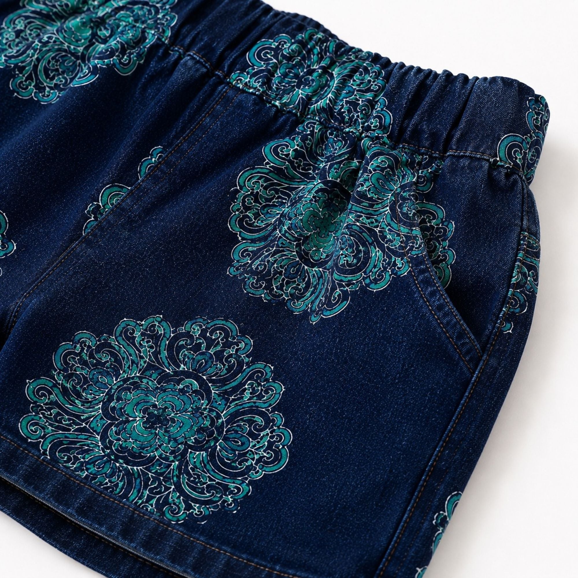 Googo Gaaga Girls Navy Blue Flowers Printed Shirt and Shorts Set