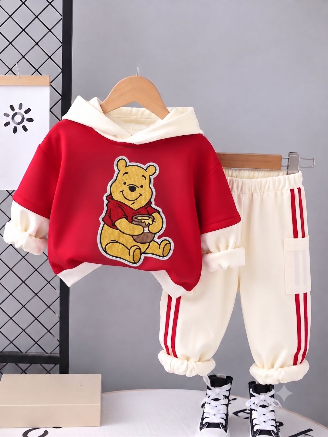 Googo Gaaga Kids Cotton Red the Pooh Printed Hoodie and Joggers Set