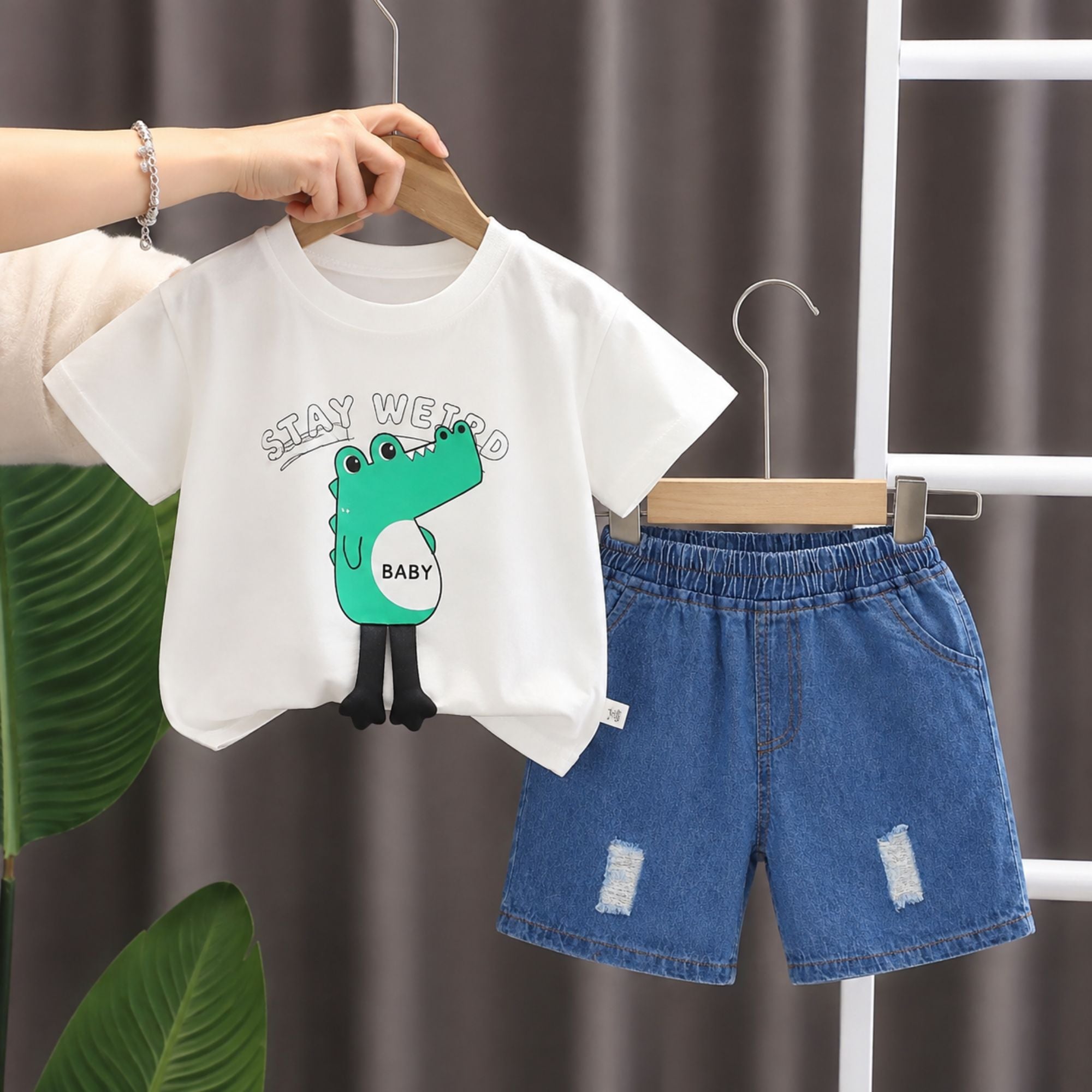 Green-BabyDino_Set-01_a8bba41c-6d8a-4146-b981-e15352aabdb2.jpg