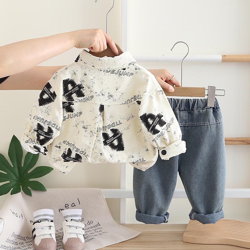 Boys A Printed Shirt With Denim Pant