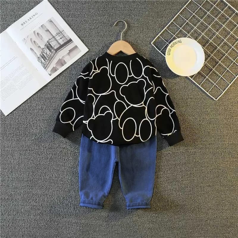 Boys Cotton Light Winter Knit Full Sleeves Teddy Printed Sweatshirt With Joggers Set Pack of 2