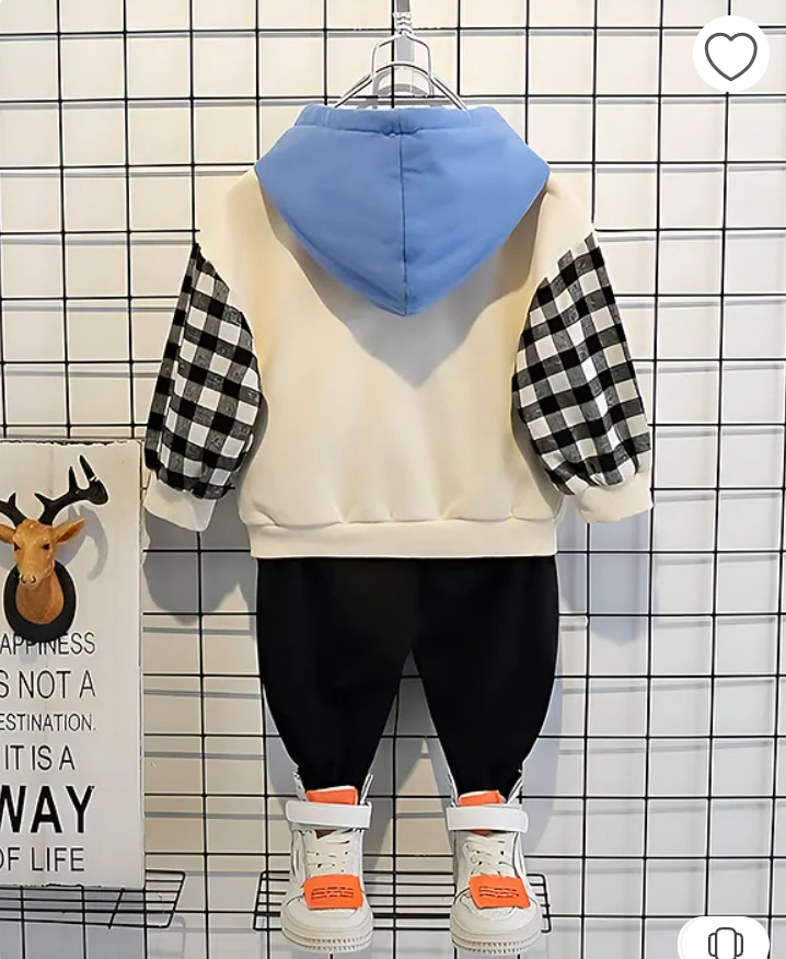 Boys Cotton Light Winter Knit Full Sleeves Teddy Printed Sweatshirt With Joggers Set Pack of 2
