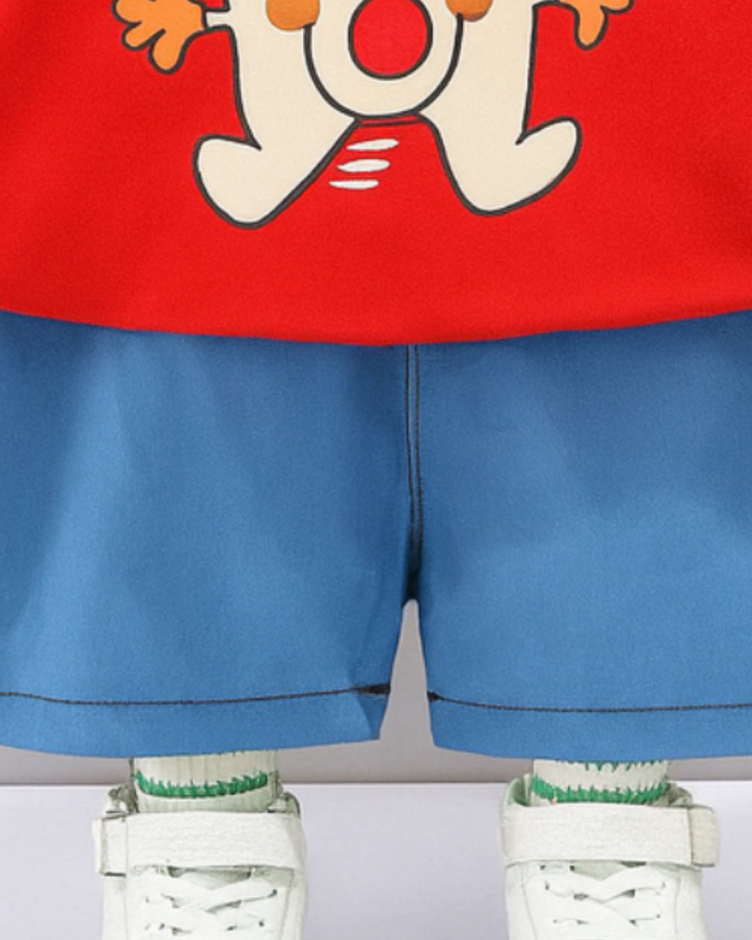 Red jump kid Tshirts & Shorts