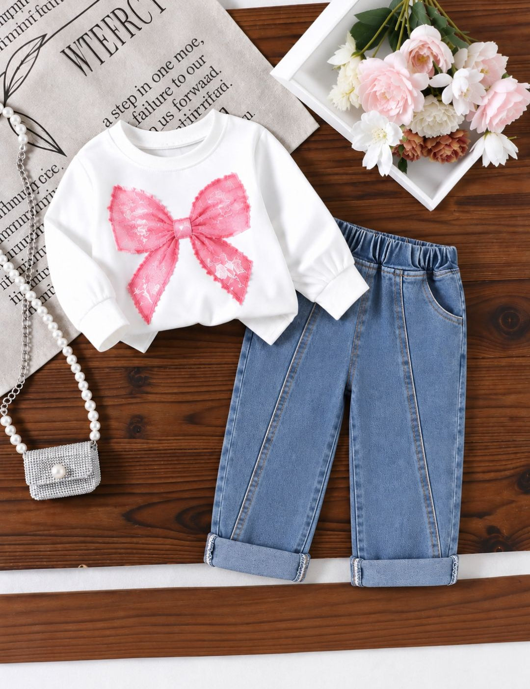 Set_White-PinkBow-01.jpg