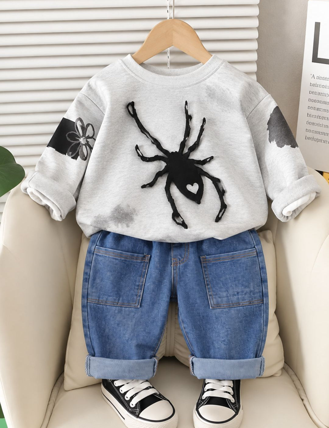 SpiderGrey-01.jpg