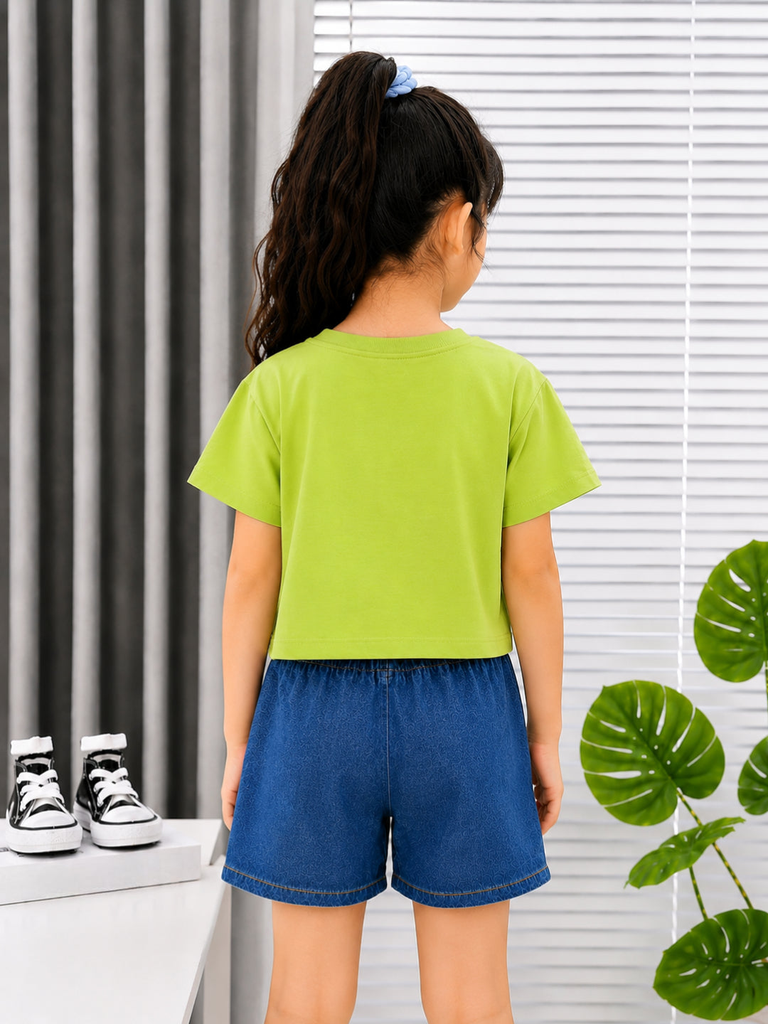 Googo Gaaga Girls Cotton Zipper Printed T-Shirt & Shorts Set - Green