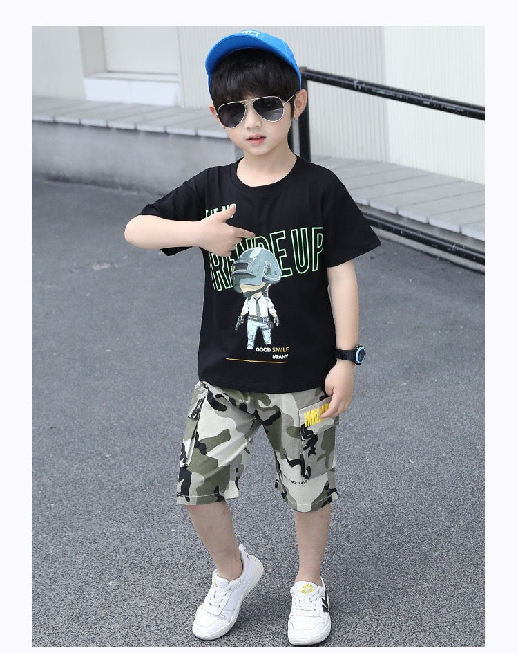 Googo Gaaga Boys Cotton Half Sleeves T-Shirt With Camouflage Shorts