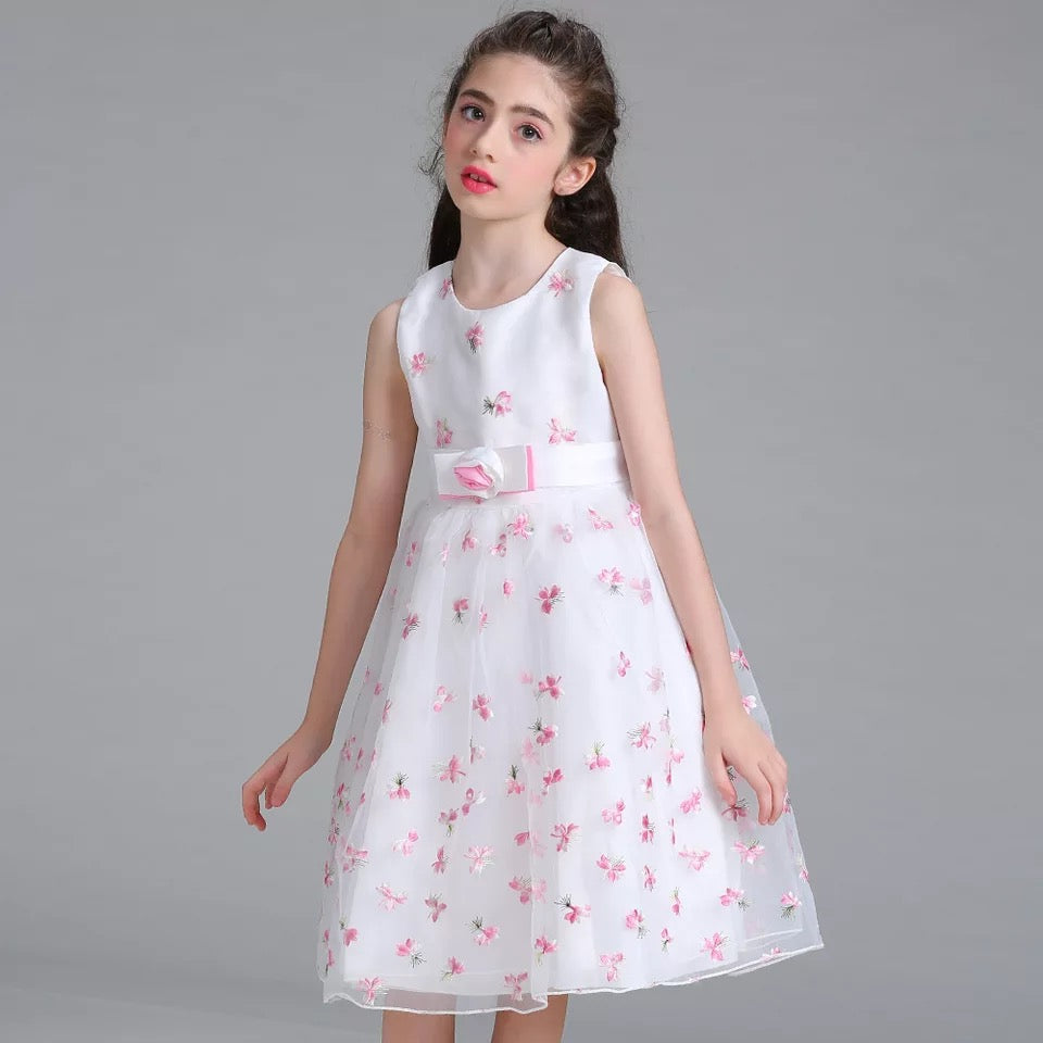 Googo Gaaga Girl's Cotton Flower Detailed Dress In White Colour