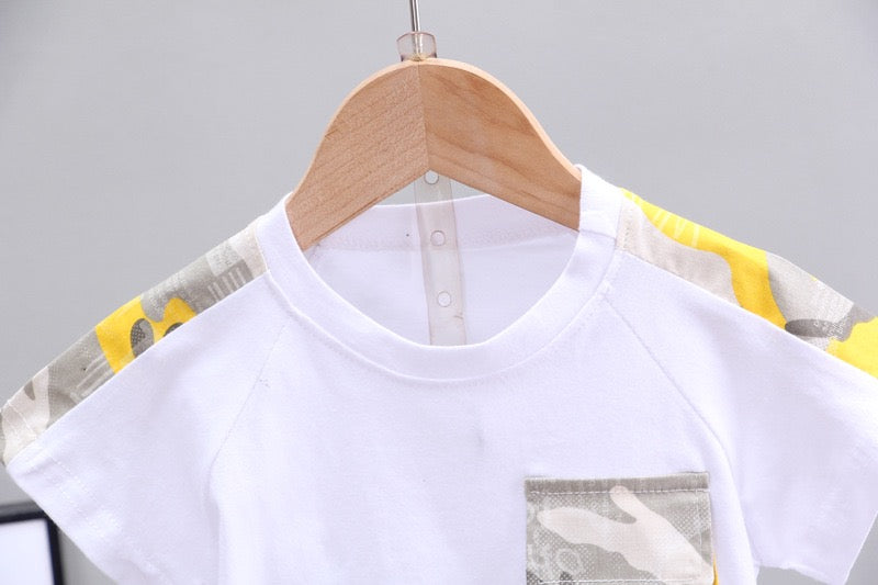 Boy's Multicolor Pocket T-Shirt & Shorts Set