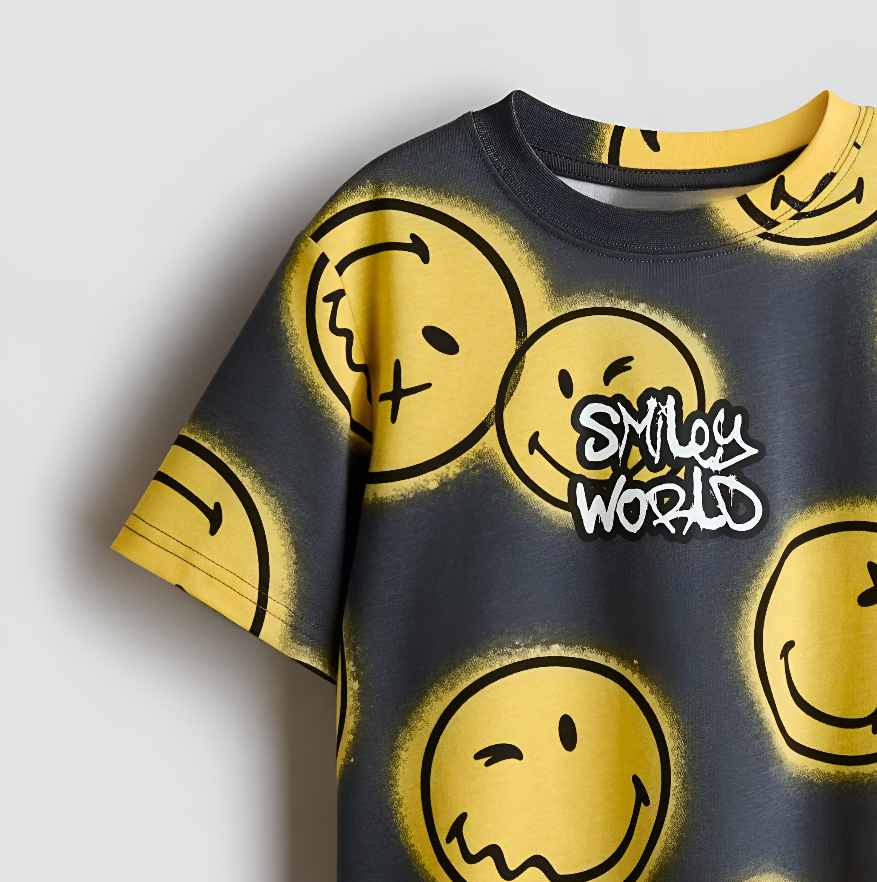 Boy's Smile Print Half-Sleeve T-Shirt - Yellow