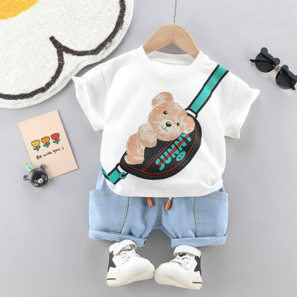 Stylish Boys Cotton teddy printed T-shirt with Shorts in White 
