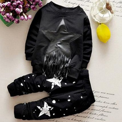 Elegant Black Star Applique Full Sleeves Sweatshirt With Pant Set
