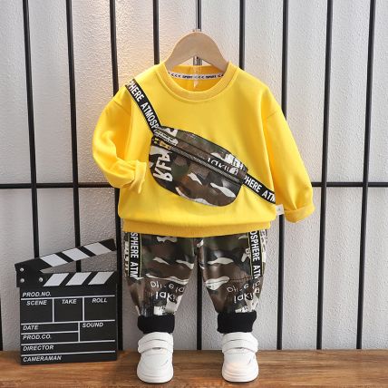 Googo Gaaga Boys Printed Sweatshirt with Jogger set in Yellow